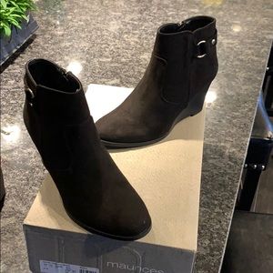 8.5 black wedge boots NWT